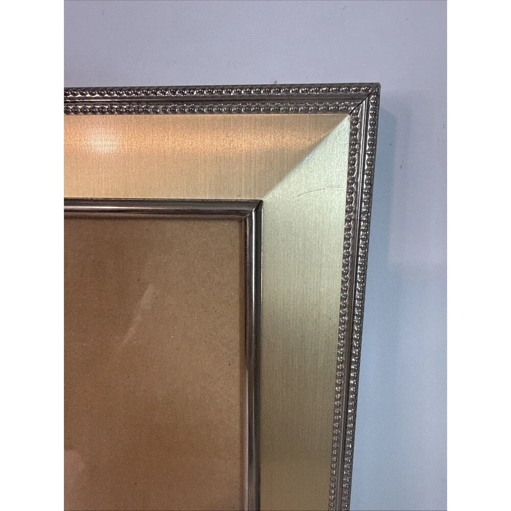 Vintage Elegant Gold Picture Frame - Brushed Metal Finish with Beaded Edge 8x10